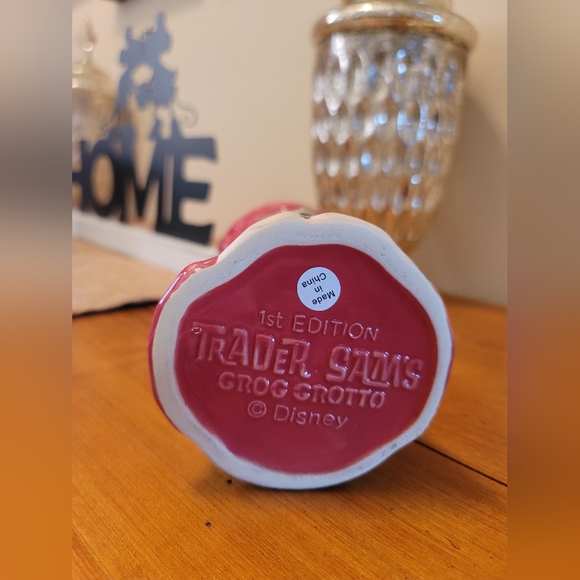 DISNEY – Trader Sam’s Grog Grotto – Krakatoa - 1st Edition - RARE - Picture 4 of 11